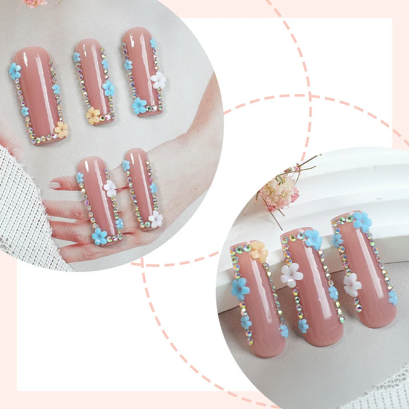 Künstliche Nagelset mit schimmernden Blüten- und Glitzerverzierungen Karnz