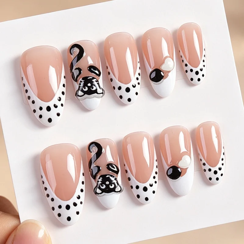Künstliche Nagelset mit inspirierendem Tierdesign Karnz