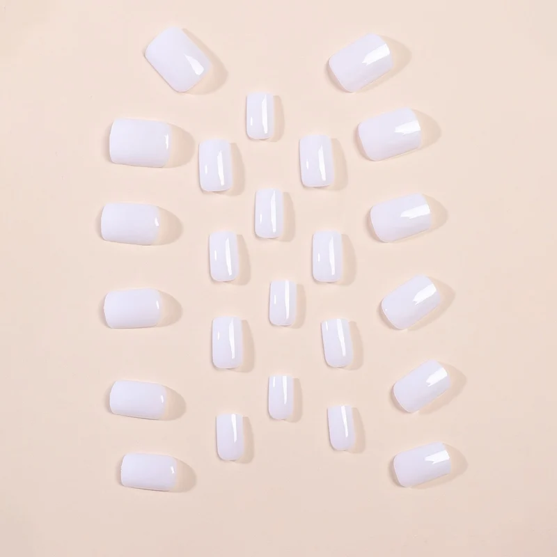 Künstliche Nagelset Karnz