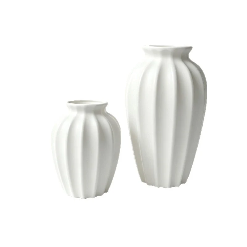 Skulpturale Texturierte Dekorative Vase Karnz