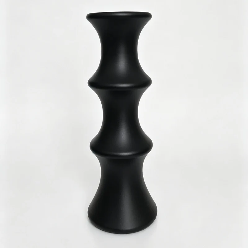 Skulpturale Minimalistische Vase Karnz