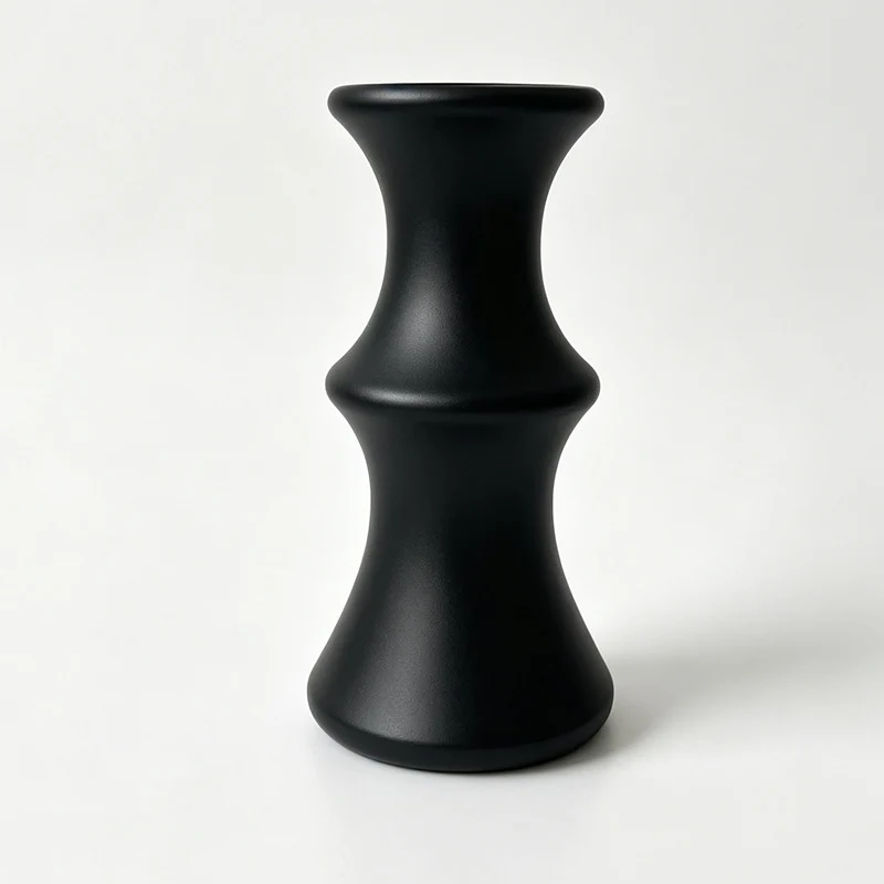 Skulpturale Minimalistische Vase Karnz
