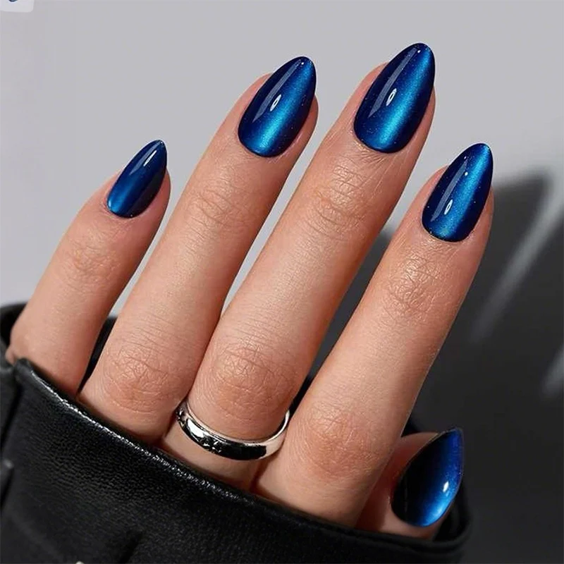 Künstliche Nagel-Kollektion mit modernen und eleganten Designs Karnz