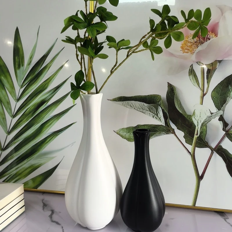 Moderne tulpenförmige dekorative Vase Karnz