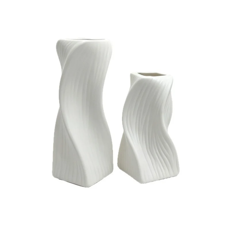 Moderne Skulpturale Dekorative Vase Karnz