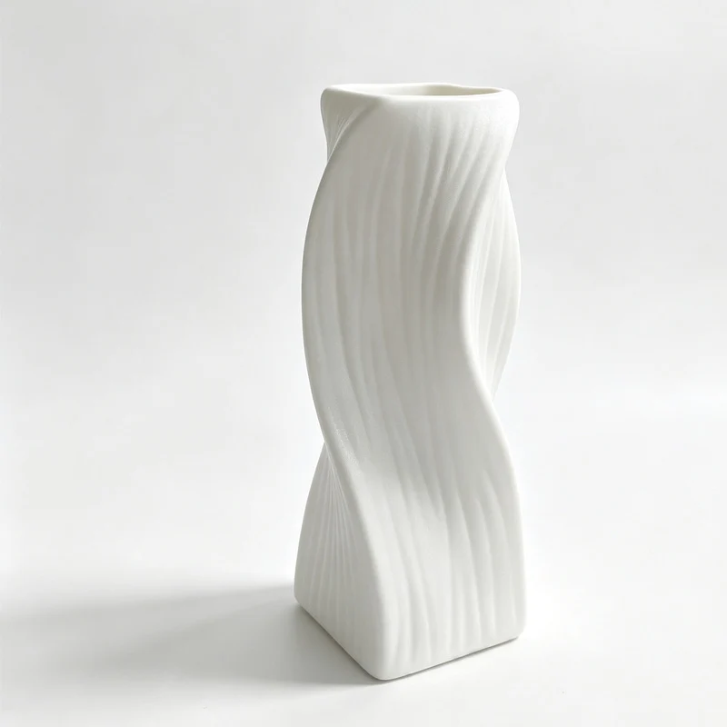 Moderne Skulpturale Dekorative Vase Karnz
