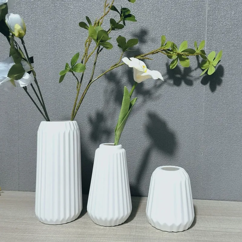 Dekorative Karnz Vase
