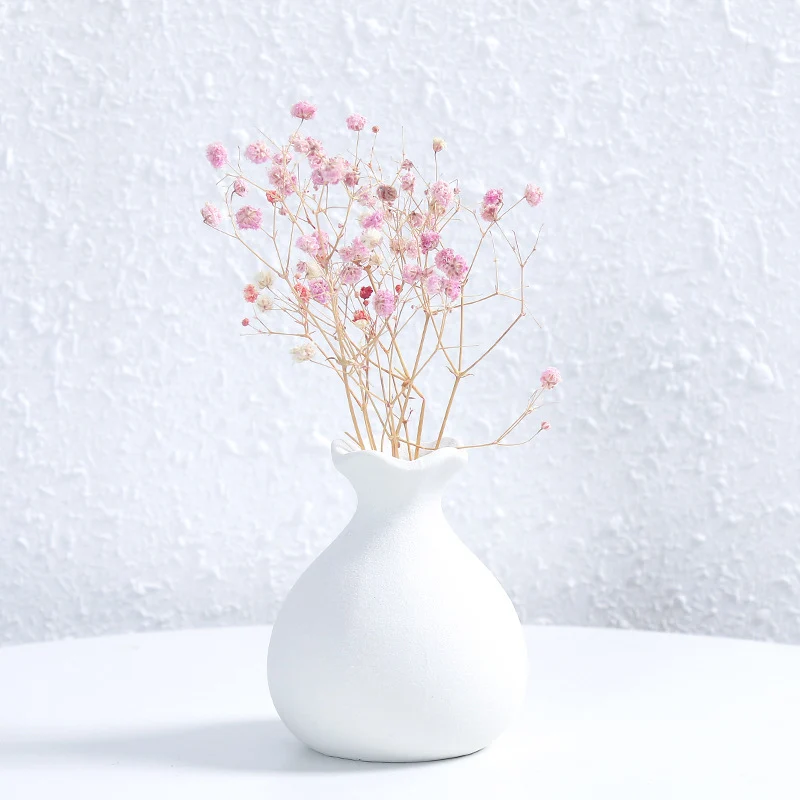 Einzigartige gebogene keramische Blumenvase Karnz