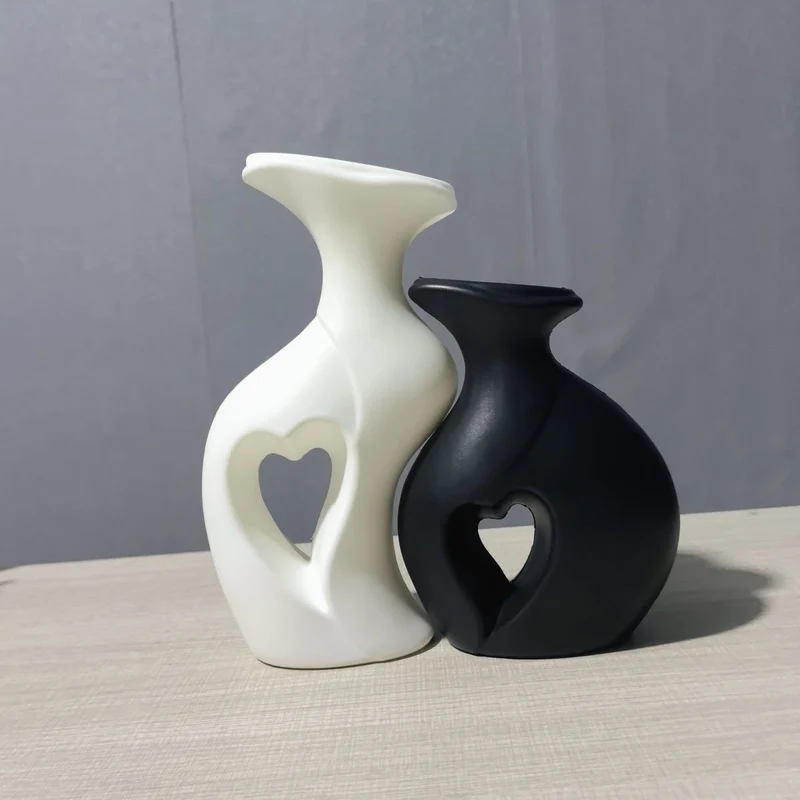 Moderne Herzförmige Dekorative Vase Karnz