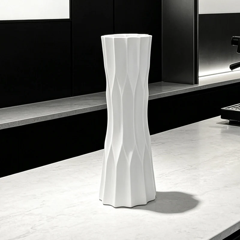 Moderne geometrische Vase Karnz
