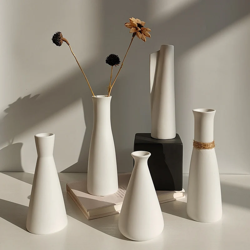 Zeitgenössische geometrische Keramik Vase Karnz
