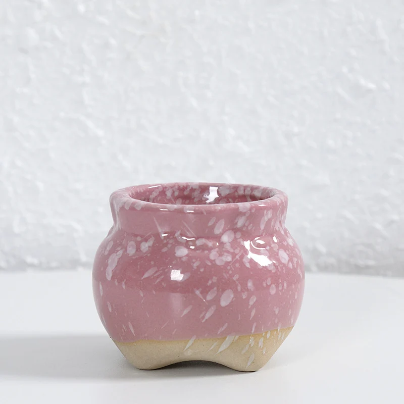 Zeitgenössische Kurvenkeramische Vase Karnz