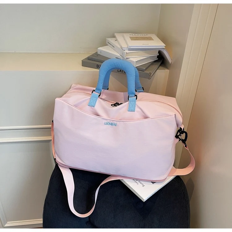 Geräumige Mehrzweck-Reisetasche Karnz