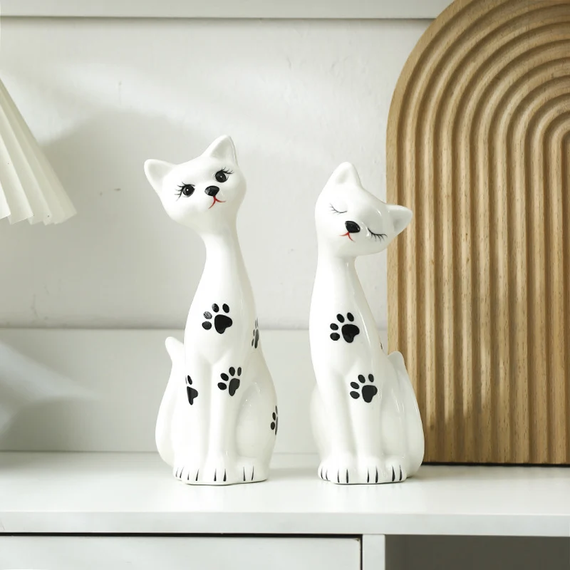 Verspieltes Keramikkatzenfiguren-Set Karnz