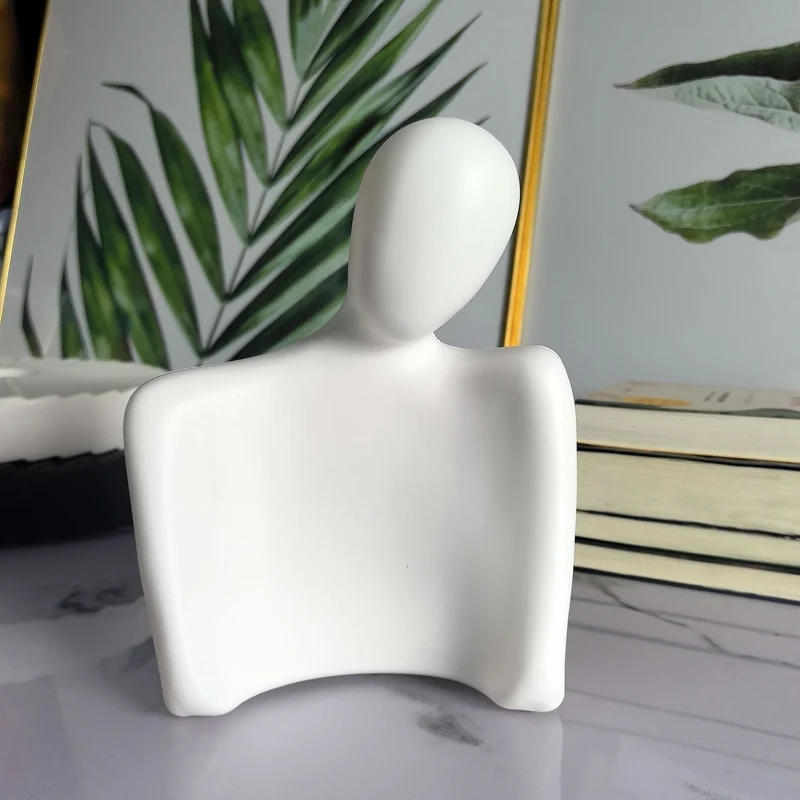 Künstlerische Dualfigur Dekoration Karnz