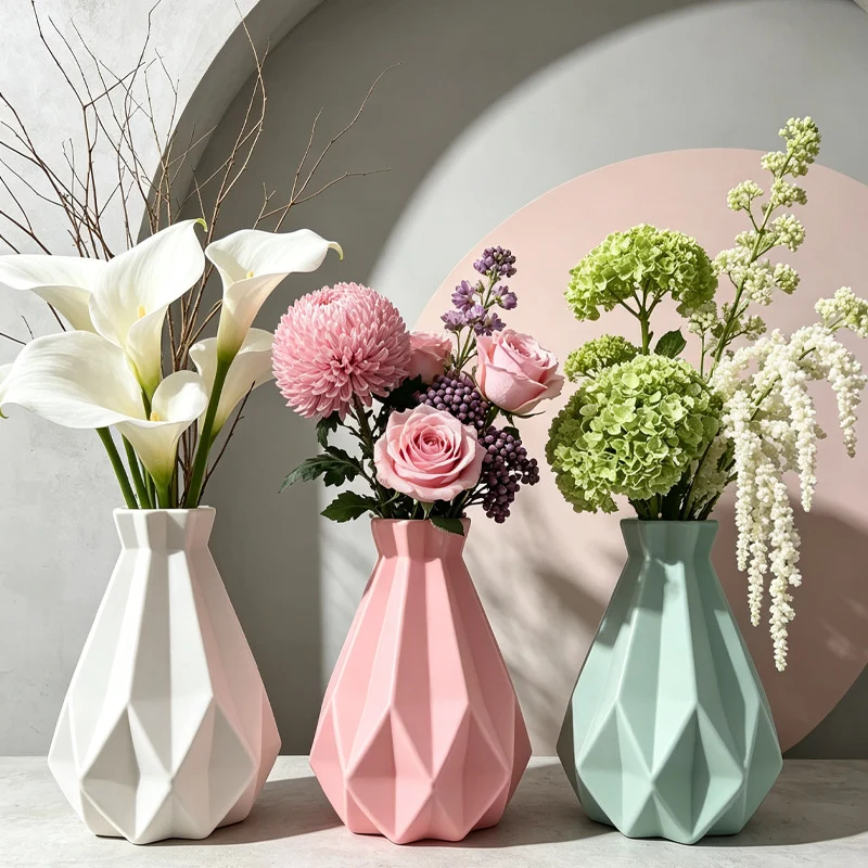Moderne Winkel Dekorative Vase Karnz