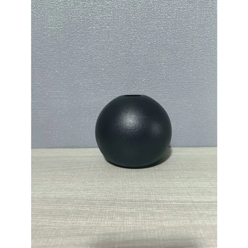 Minimalistische Keramiksphärenpflanzer Karnz
