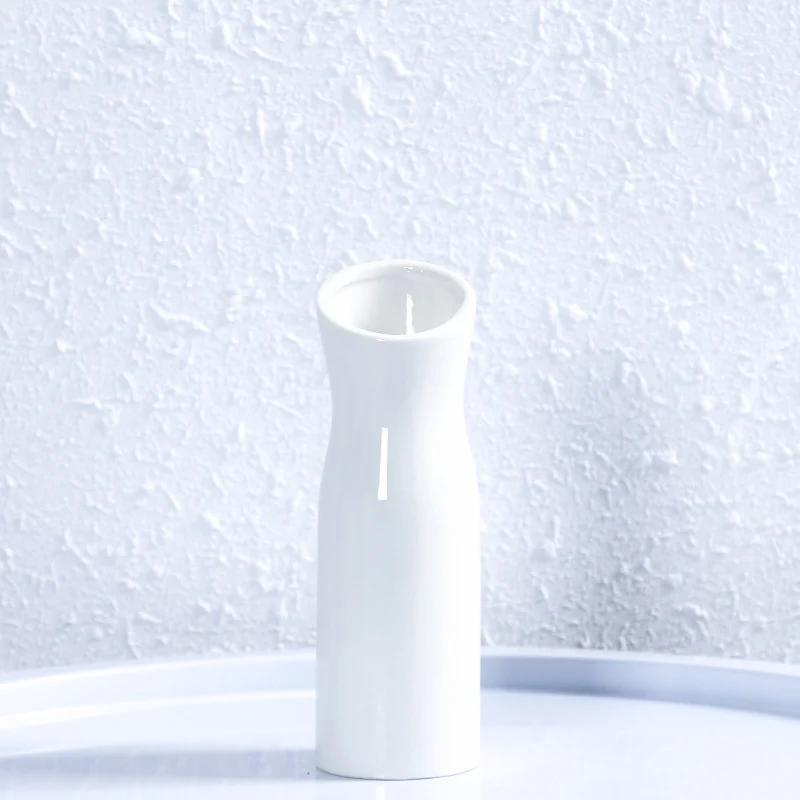 Moderne elegante Keramikvase Karnz