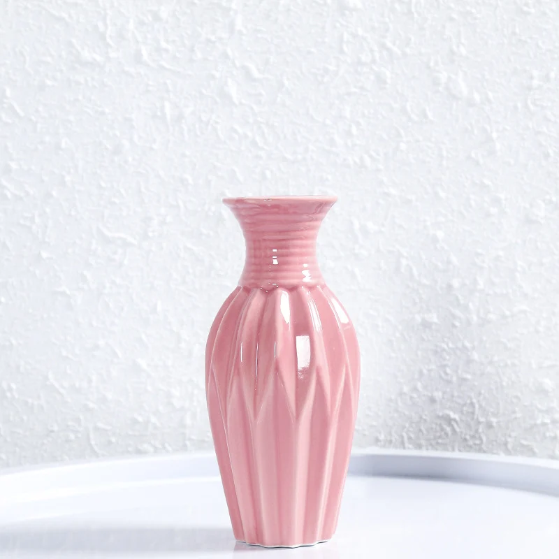 Modern gerippten Keramik Blumenvasen Karnz