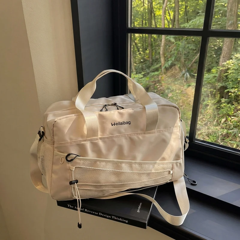 Vielseitige Reisetasche mit mehreren Fächern Karnz