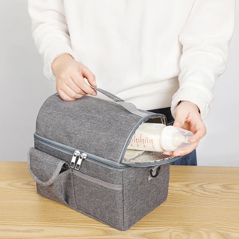 Isolierte Lunchbox Karnz