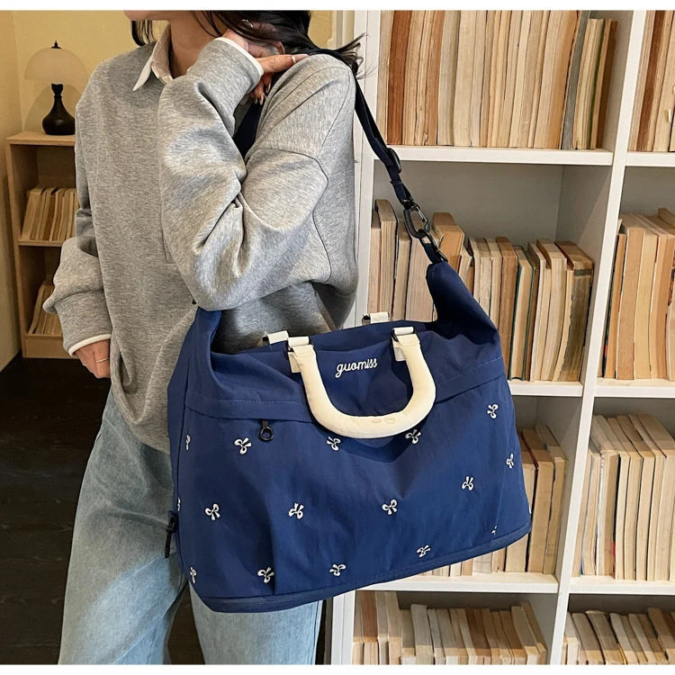 Stylischer Reisetasche Karnz