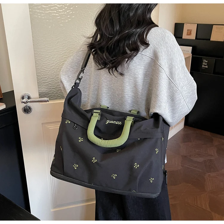 Stylischer Reisetasche Karnz