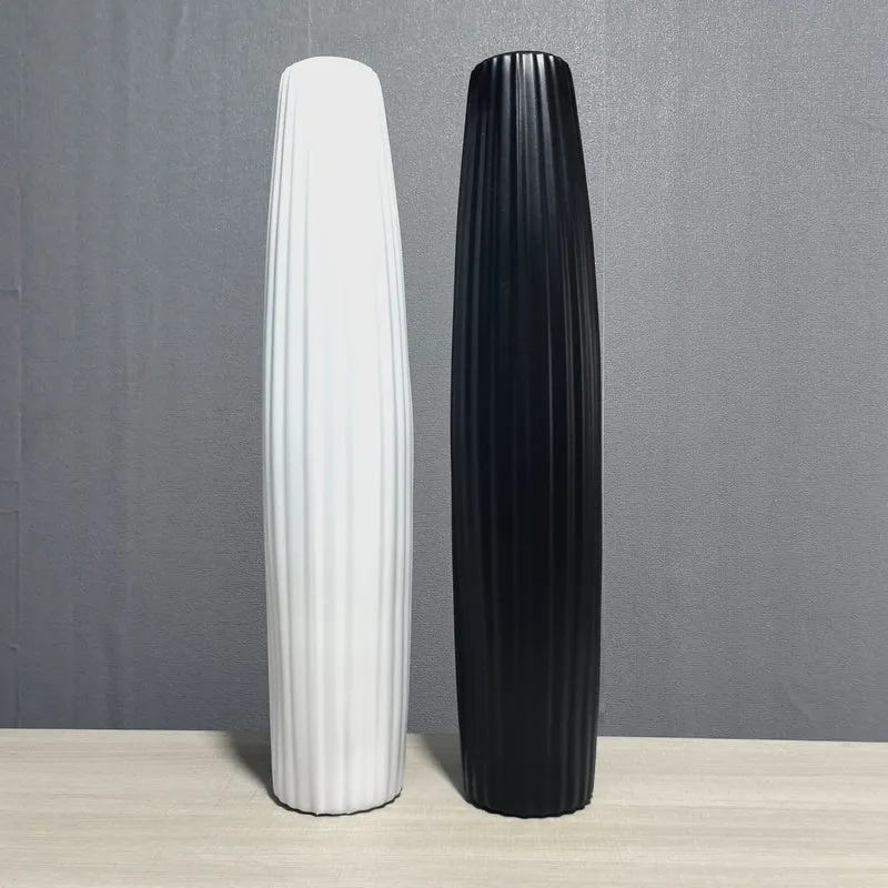 Elegante große dekorative gerippte Vase Karnz