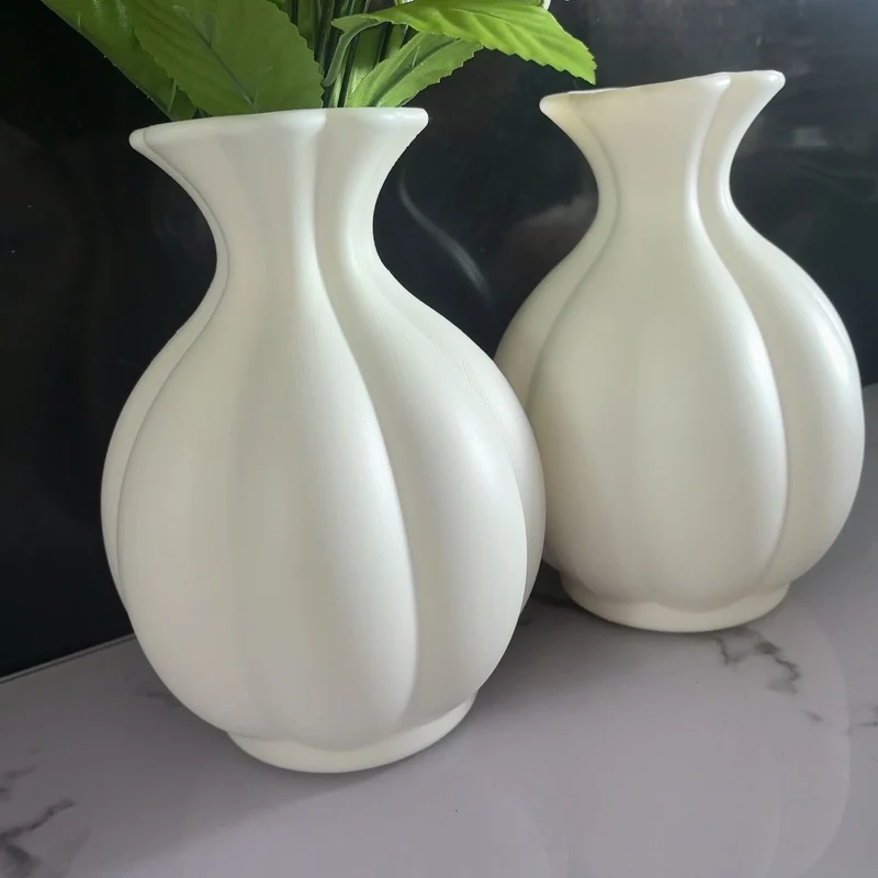 Elegante Skulpturierte Dekorative Vase Karnz