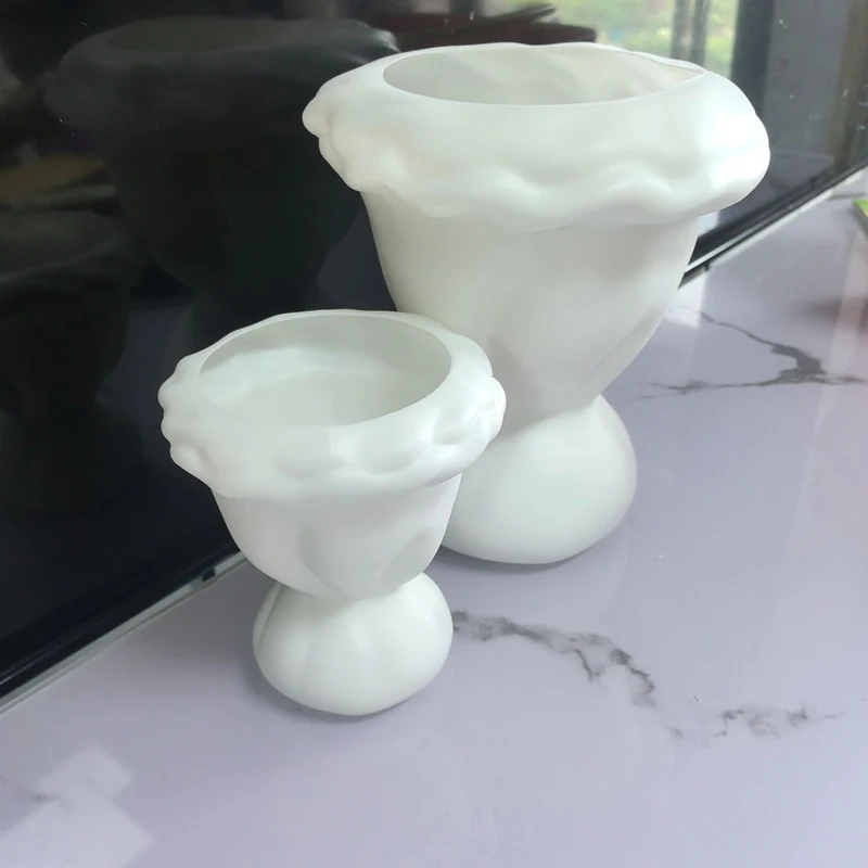 Elegant Moderner dekorativer Blumentopf Karnz