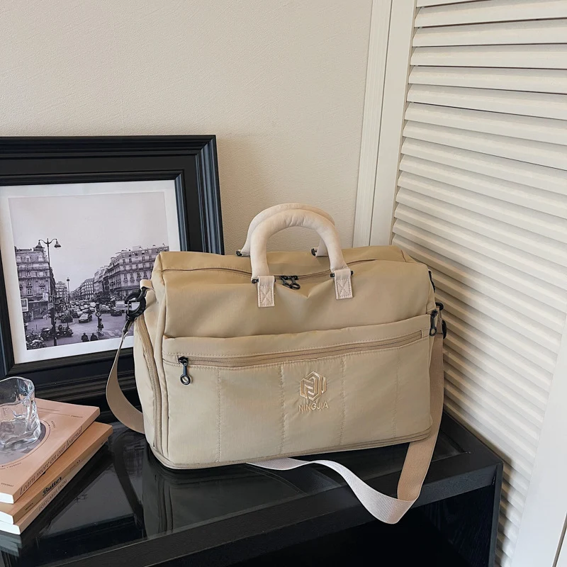 Multifunktionale Sport Reisetasche Karnz