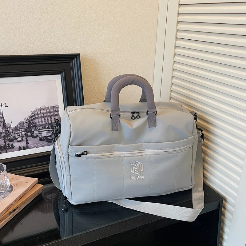 Multifunktionale Sport Reisetasche Karnz