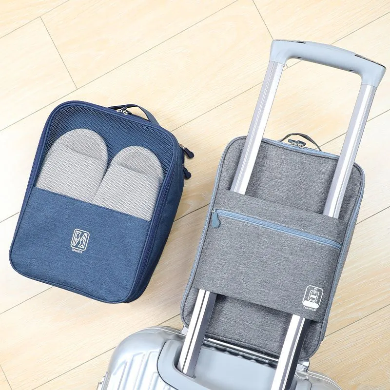 Isolierter Reiseorganisator Karnz