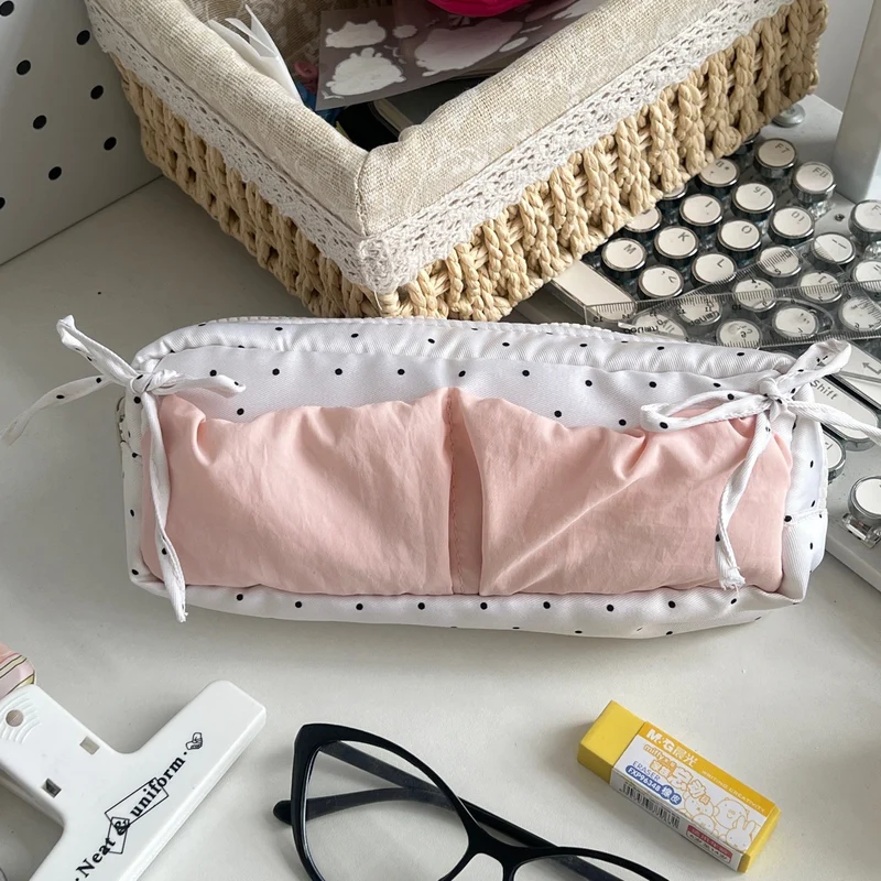 Stilvoller gepunkteter Bleistift-Organizer