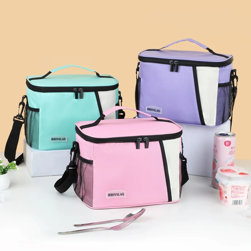 Isolierte Lunchbox Karnz