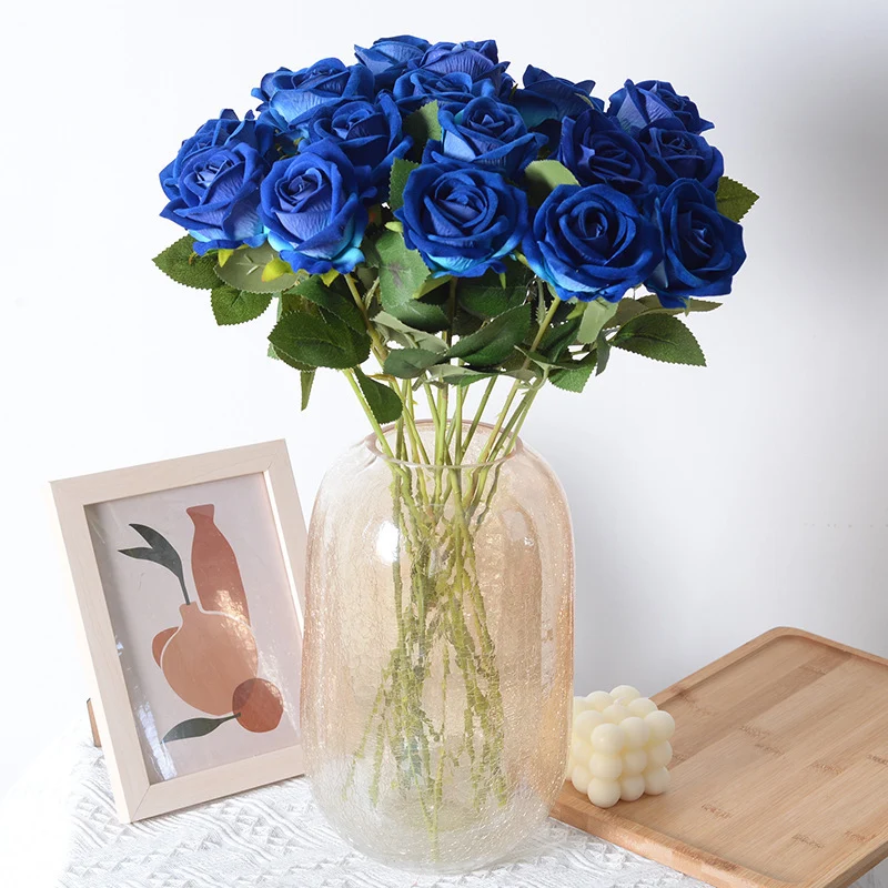 Elegante Seiden schwarze Rosenstiel