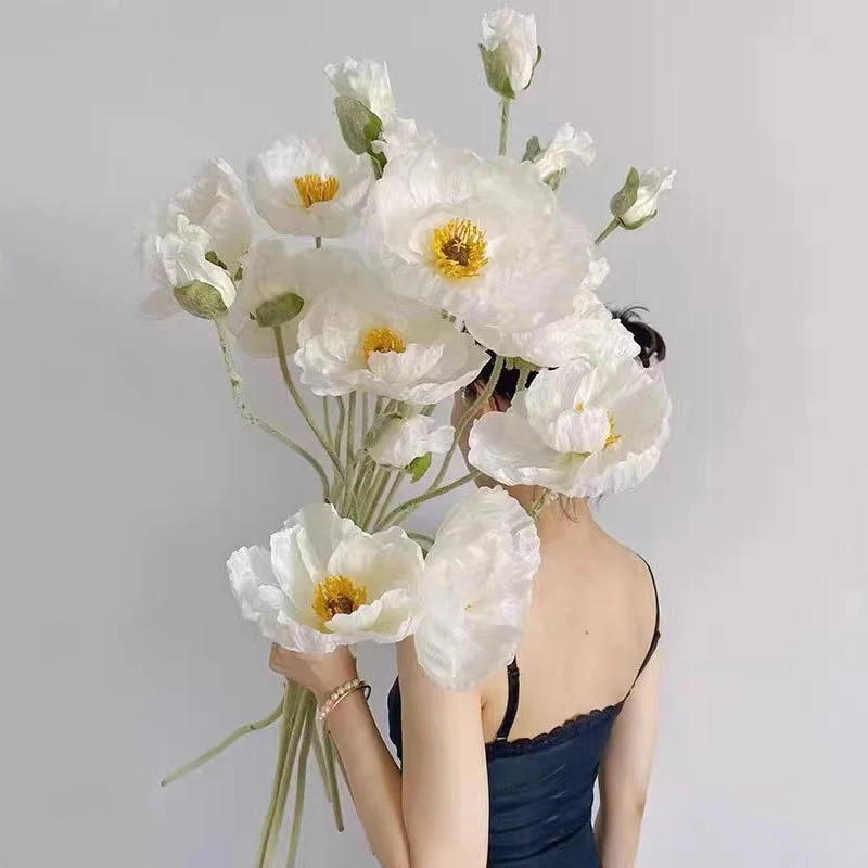 Lebensechter Mohnblumenstiel