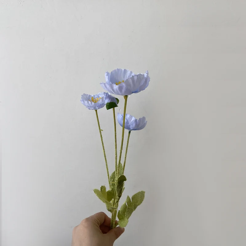 Lebensnahe Mohnblume Floral Stamm