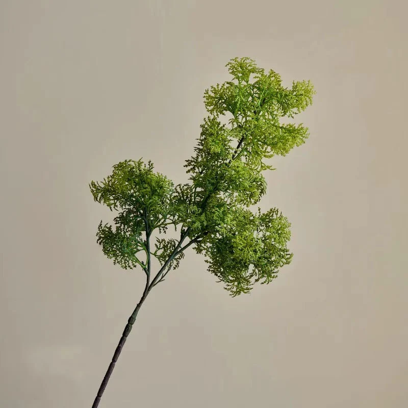 Lebensnahe dekorative Blumenstängel