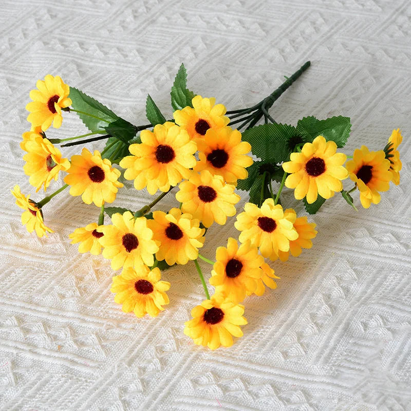 Dekorative Sonnenblumen Blumenstiel Anordnung