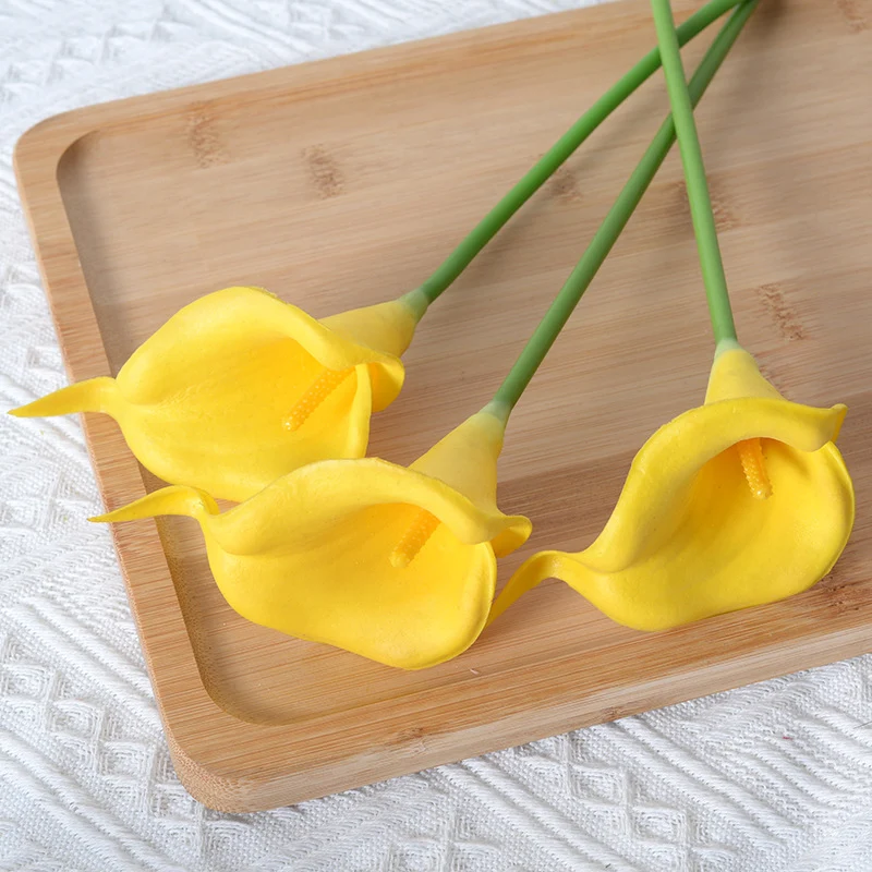 Dekorative Realistische Calla-Lilienstiele