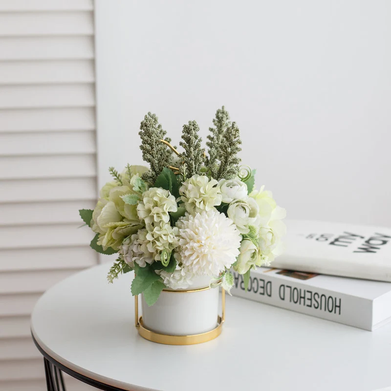 Elegante florale Tischarrangement 1790318257
