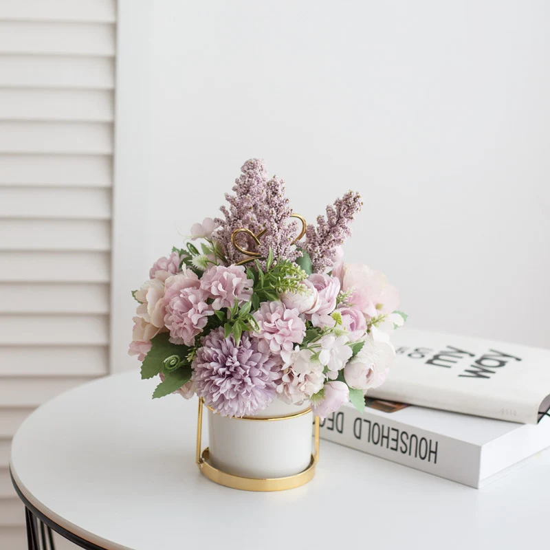Elegante florale Tischarrangement 1790318257