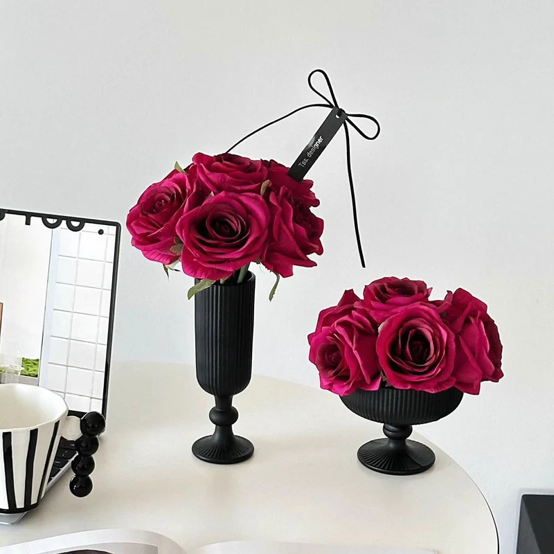 Elegante Kunst-Rosenblumen Arrangement