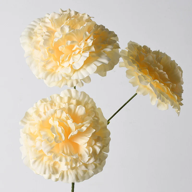 Künstlicher Seidenblumenarrangement