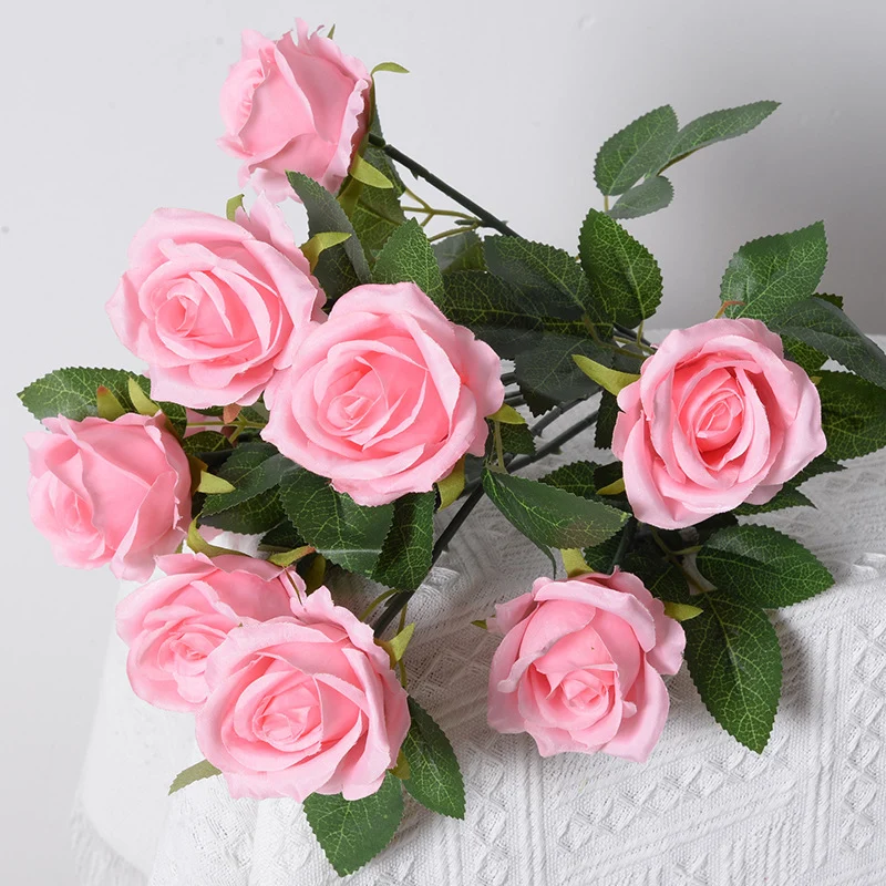 Künstlicher Rosenstrauß