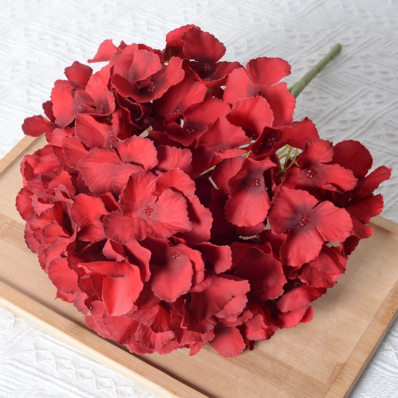 Künstlicher Hortensienblumenstrauß
