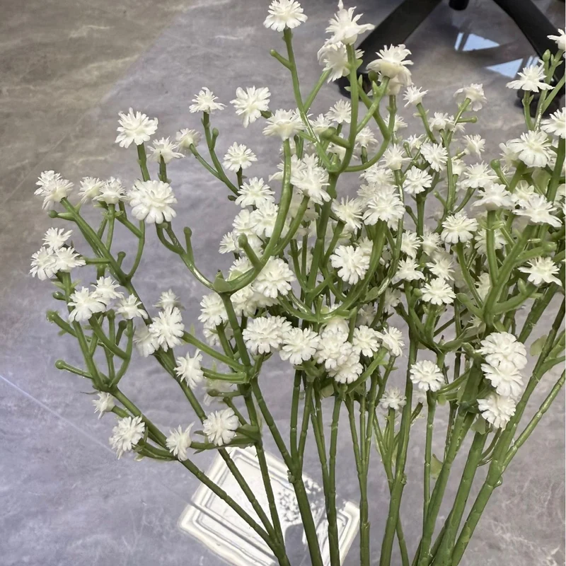 Dekoratives Kunstblumenstrauß