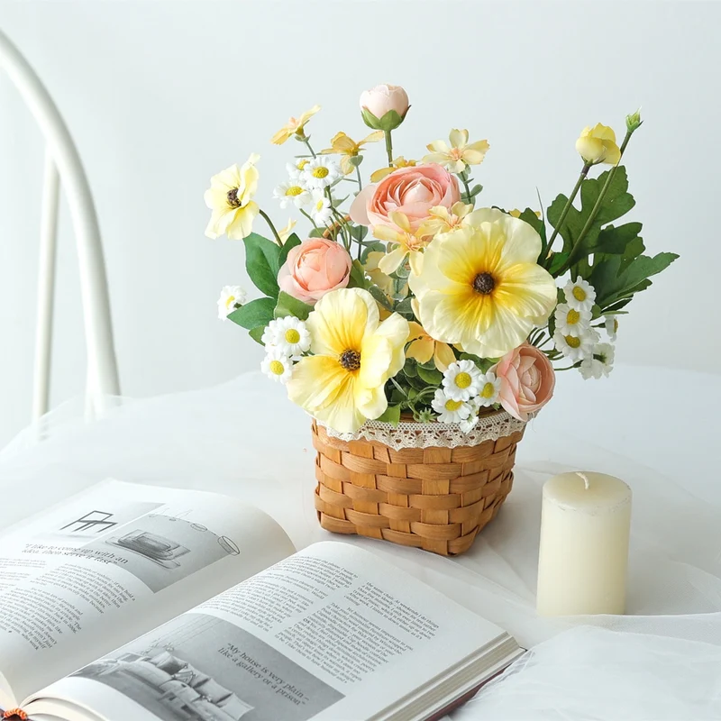 Elegante künstliche Blumenanordnung