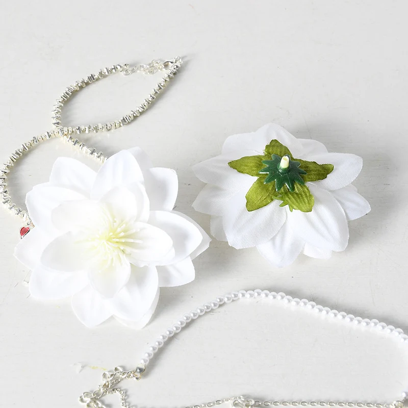 Elegante Seidenblumen-Haaraccessoires